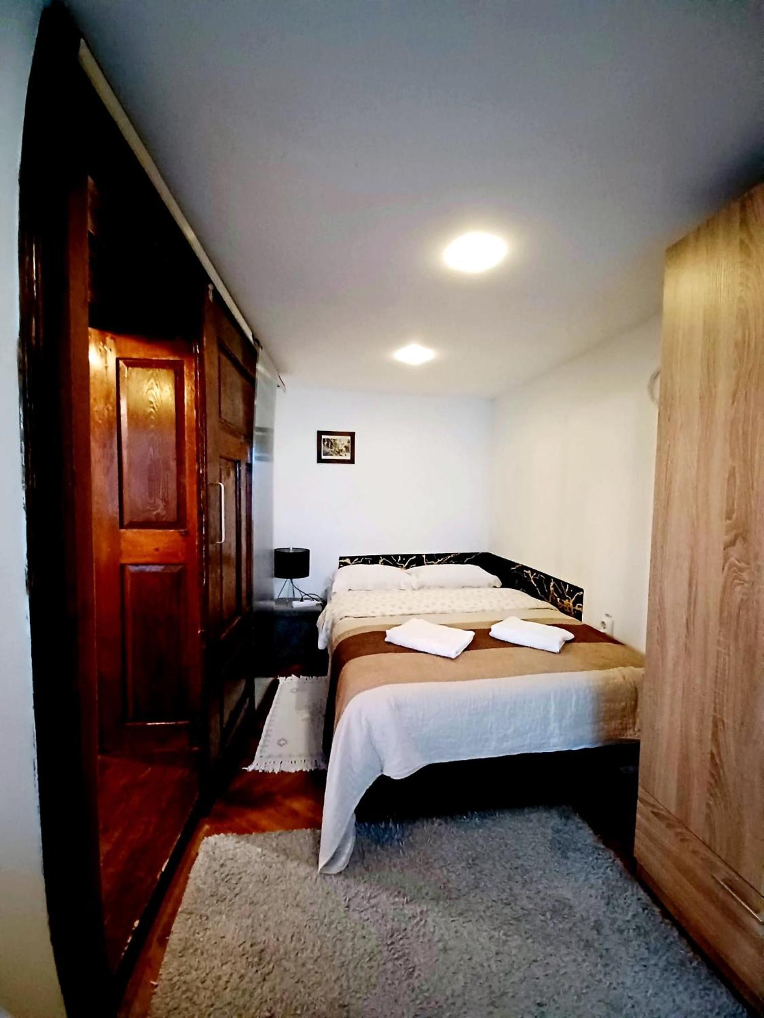 Historic Center Apartment Brassó Kültér fotó